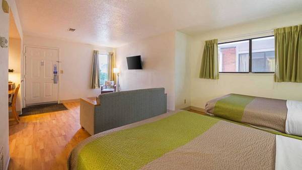 No Credit / Weekly & Monthly Stays Required 1