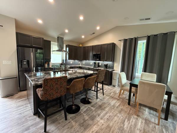 $6,600 / 2br - 1000ft2 - NEW GORGEOUS MODERN HOME in Farm/Orchard Setting (near STANFORD) (redwood city)63785429766273122