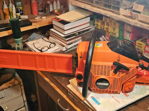 ECHO CHAINSAW 800P 1