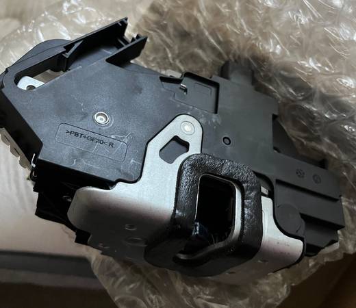 Ford Explorer, F-150 Front Right Keyless Entry Door Lock Actuator 1