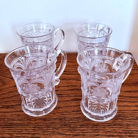Fleur de Lis by Crystal Clear Industries Glass Mugs Set of 4 1