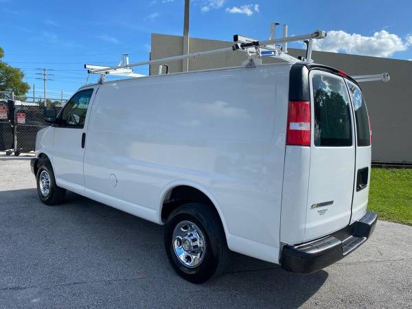 2020 Chevrolet Chevy Express 2500 3dr Cargo Van  cargo vans and trucks - $19,800 (+ Cita auto Sales)63479481139329122