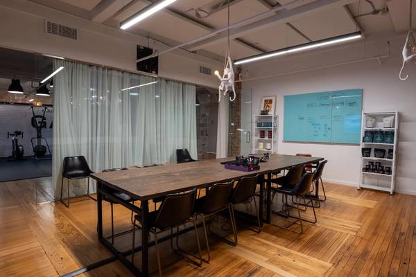 $800 / 3000ft2 - Plug and Play Upscale Creative Office Space in Chelsea (Chelsea)63912047658626124