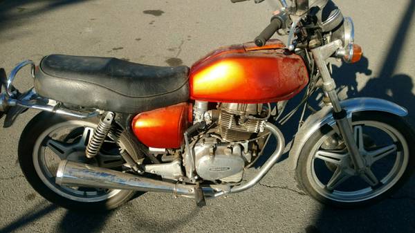 1978 Honda CB 400T "Hawk" 1