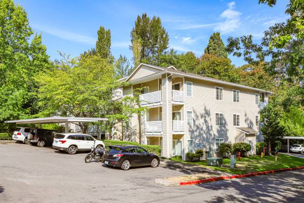 $275,000 / 1br - 680ft2 - A secure gated community offering resort-style amenities (Renton)63866942017283121