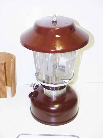 NOS Coleman 275 Farol con cerca de estacas cónica estaba en caja sellada 1982 - $300 (SE Salem)63435574787585122