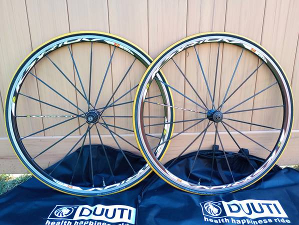 MAVIC KSYRIUM SSC クリンチャー　ジャンク mavic キシリウム KSYRIUM SL SSC シルバー クリンチャー 後期