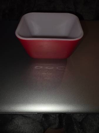 Vintage Pyrex Glass Refrigerator Dish Primary Red 1