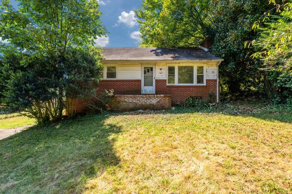 $168,500 / 3br - 1295ft2 - House 3/1 - 1605 Highpoint Ave - $168,500 (Kingsport)
