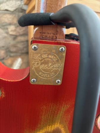 Paoletti Guitarra Eléctrica - $2,800 (Mission Hills)63436949042307124
