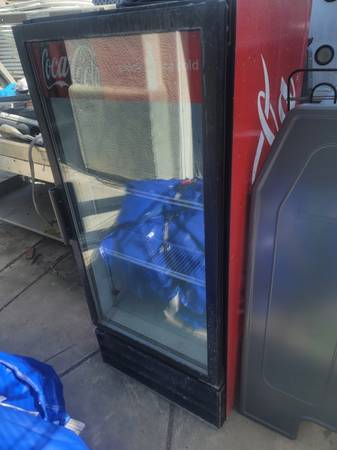 Small Coca Cola Refrigerator Box 1