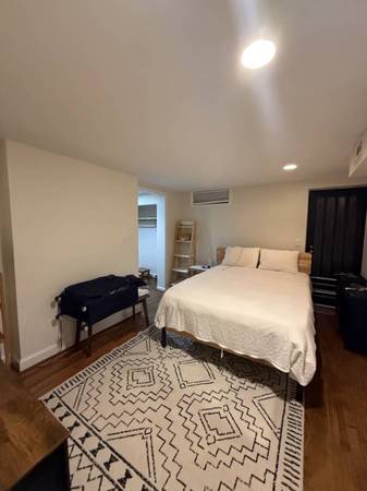 THOUGHTFUL LAYOUTS, EFFICIENT AND BRIGHT 1