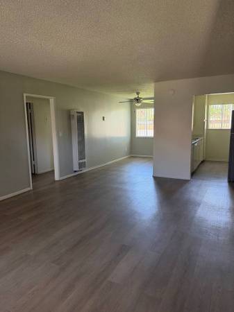 Apply today before this apartment with 1 month FREE is gone! 1