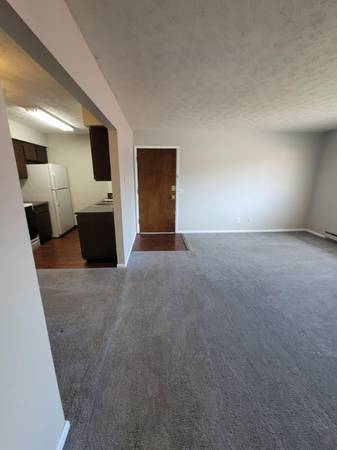 $999.00 / 2br - Acogedor apartamento de 2 habitaciones y 1 baño en North Canton. $999/mes - Disponible 07/363661042391681122