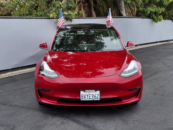 2018 Tesla Model 3 Rojo Excelente Oferta**DISPONIBLE** - $18,995 (1000 OAKS / LOS ÁNGELES Y VENTURA)63624673362817121