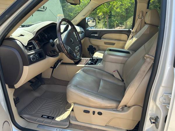 2010 GMC Denali - $12,500 (Cameron Park)63619519832835123