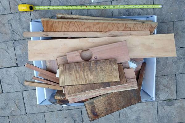 small wood pieces (redwood, plywood) 1