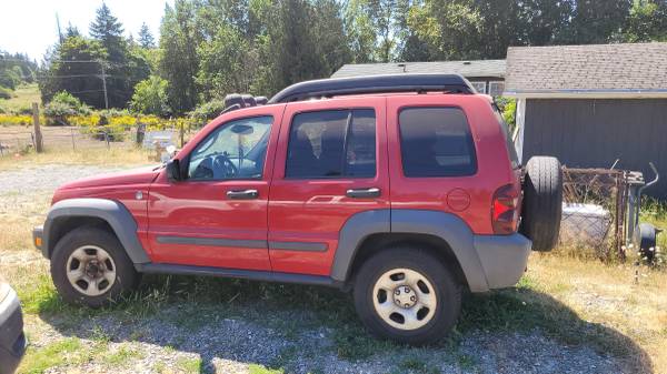 2005 Jeep Liberty Sport - $800 (Roy)63623310532227121