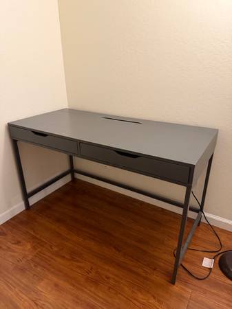 Gray desk 1