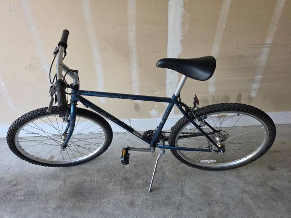 Trek Mountain Track 820 26" 1
