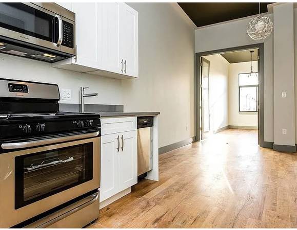 $3,500 / 3br - Nice 3 bed in bushwick (Brooklyn)63816553720323122