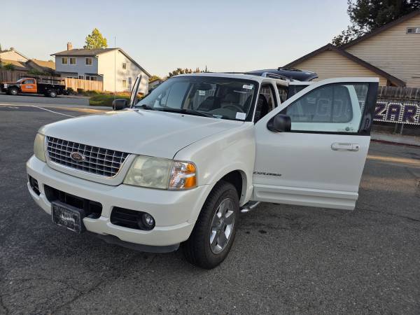 Ford Explorer 2005 - $3.550 (Fremont)63438826442625124