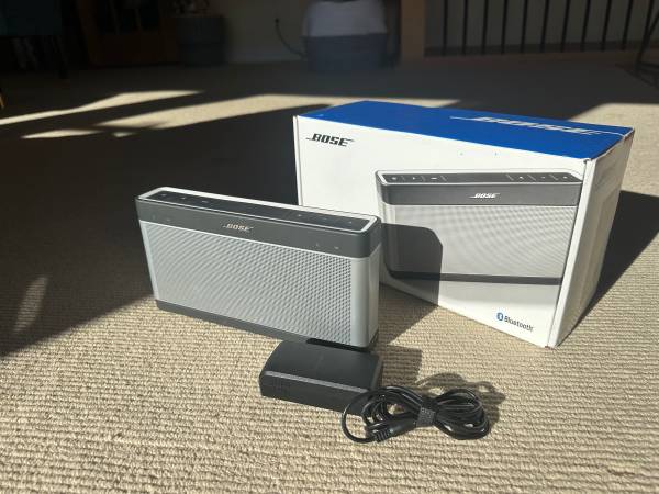 Bose Soundlink III 1