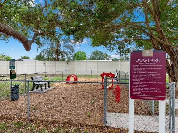 $1,399 / 1br - 675ft2 - The Perfect Blend of Price and Convenience! (4055 MacEachen Blvd, Sarasota, FL)63791080783617124