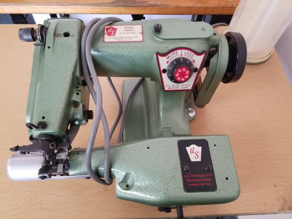 BLINDSTITCH SEWING MACHINE with Table 1