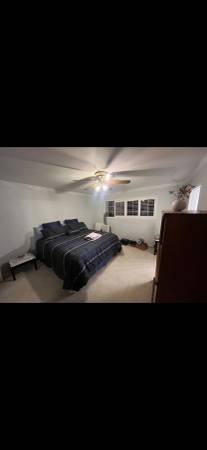 Master bedroom ensuite bathroom 1