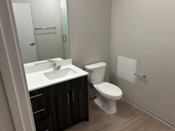 $579 / 1br - Muse on Main Lease Takeover (Pullman)63980822561410123