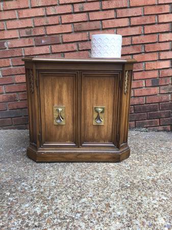 Pair of White Furniture Co. Bedside Tables 1