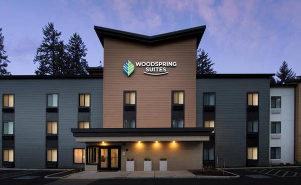 $588 / 1br - Vive con comodidad - ¡Sin contrato, sin depósito! (7045 180th Ave NE, Redmond, WA)63688296459521121