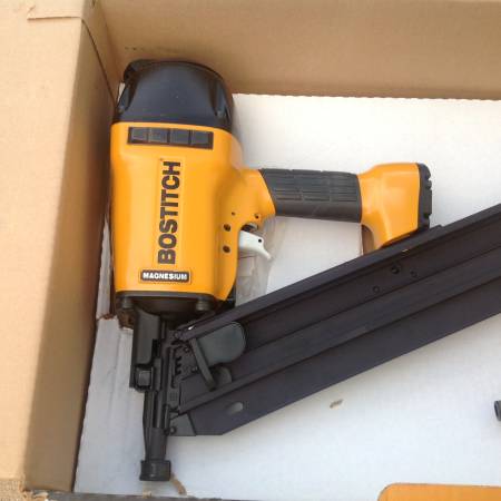 FRAMING NAILER 1