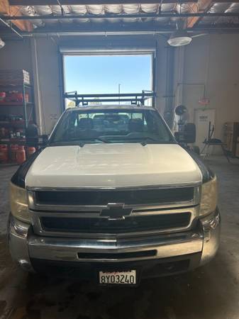 2009 Chevrolet Silverado 2500 HD Cabina Regular - $12,000 (Richmond / Point / Annex)63469886587651123