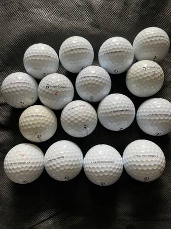 Taylormade Tour Preferred golf balls 1
