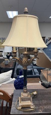 Table Lamp with Dual Lights 64783 1