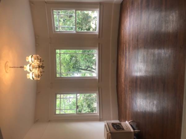 Beautiful farmhouse duplex near Historic Petaluma 1