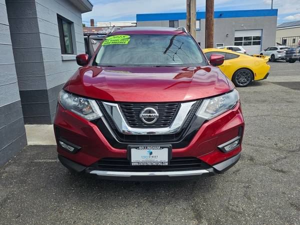 2018 Nissan Rogue SV 5N1AT2MV1JC723932 - $17,999 (For the Top Pre-owned Selection in the s)63469750546305121