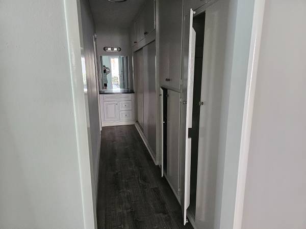 $1,695 / 1br - 700ft2 - Jr 1Bedroom +1 Bath In a great Building (SHERMAN OAKS)63912984175491124