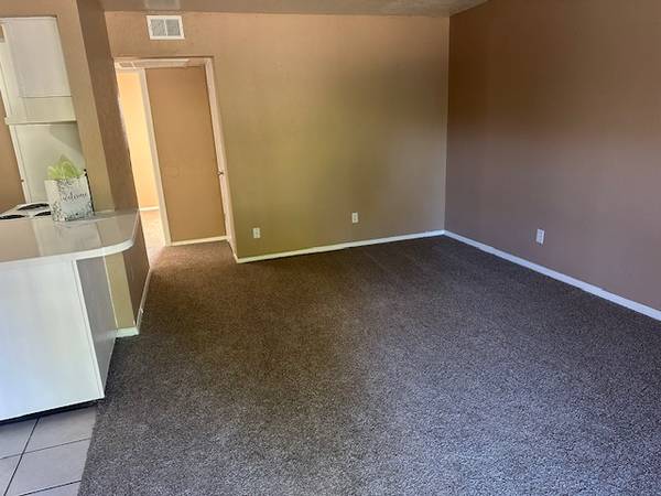 $885 / 1br - 🌟Apartamento de 1 dormitorio con Internet incluido – ¡Oferta especial para mudarse! (Oklahoma City)63670503369987120