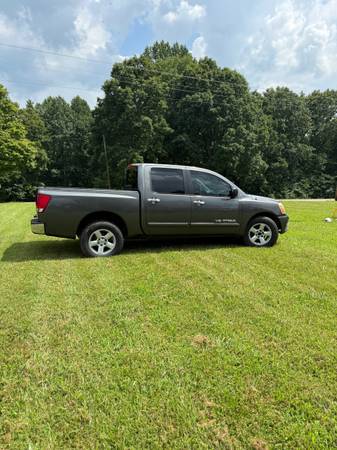 2006 Nissan Titan Crew Cab 2WD - $3,00063621493570947120