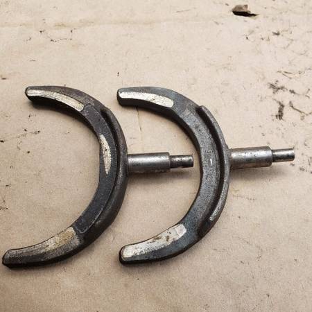 Muncie 4 speed shift forks 1