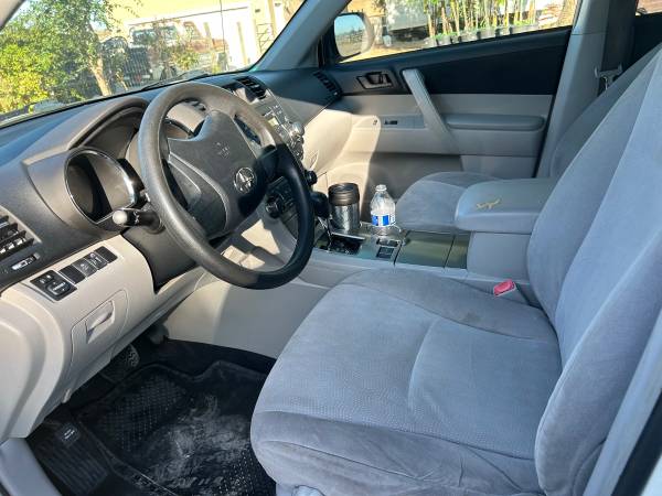 2012 TOYOTA HIGHLANDER - $6,500 (brentwood / oakley)63487074153601123