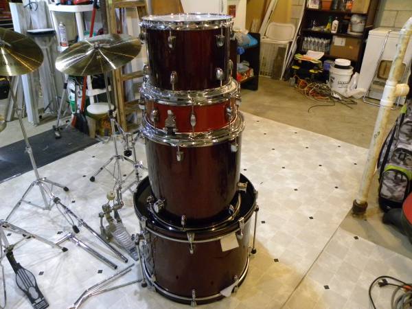 Drumset, Excellent Condition. 1