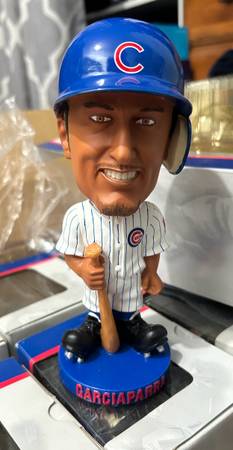 10 - New Nomar Garciaparra Chicago Cubs "Big Head" bobblehead 1