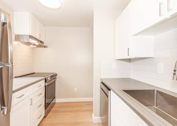 $1,289 / 2br - 960ft2 - Paraíso de comodidades** ¡Te encantará todo lo que Verta tiene para ofrecer!!! (Northcrest)63831326656641121