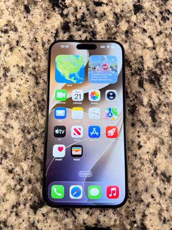 256GB iPhone 16 Plus 1
