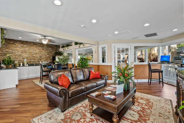 $1,299 / 1br - 600ft2 - Wood-Style Flooring, Musica Notte Room, 1/bd 1/ba (Newly renovated)64002493598850123