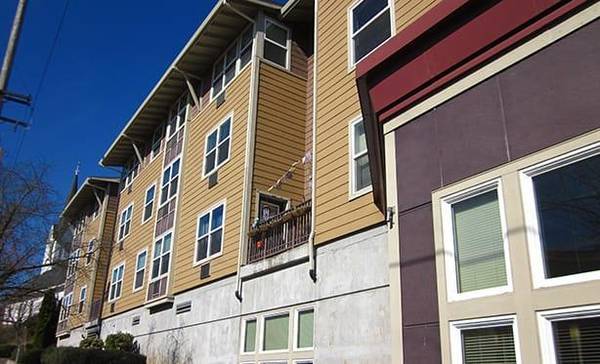 $1,192 / 2br - 800ft2 - Laundry Room on Each Floor, Community Room, Resident Services (Brooklyn Neighborhood)63672601036801121